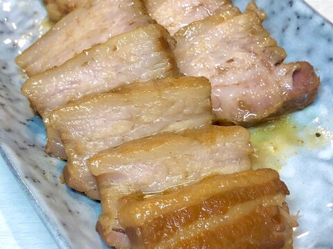 脂が甘〜い(^○^)お肉屋さんの煮豚